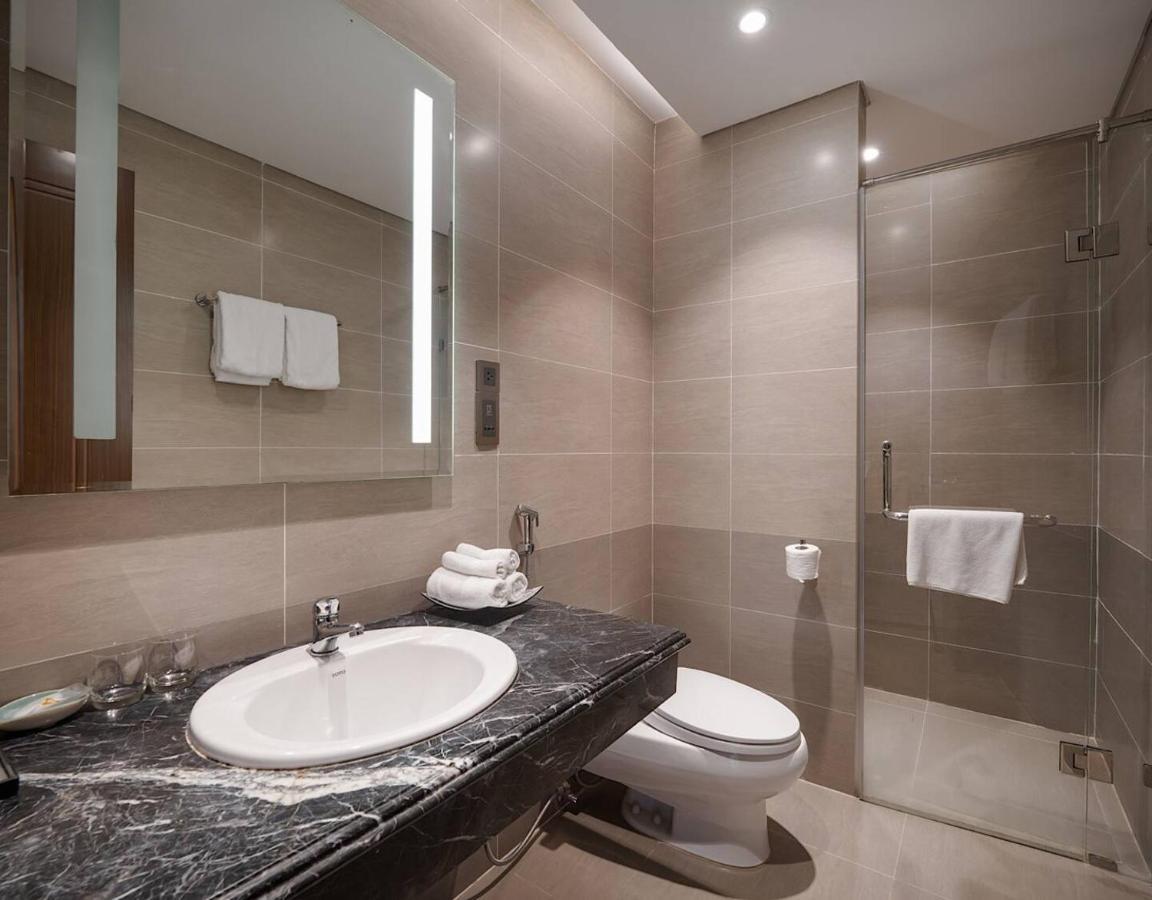 דה נאנג Luxury Apartment - Rooftop Swimming Pool - Beach Front - Hinata Apartment מראה חיצוני תמונה