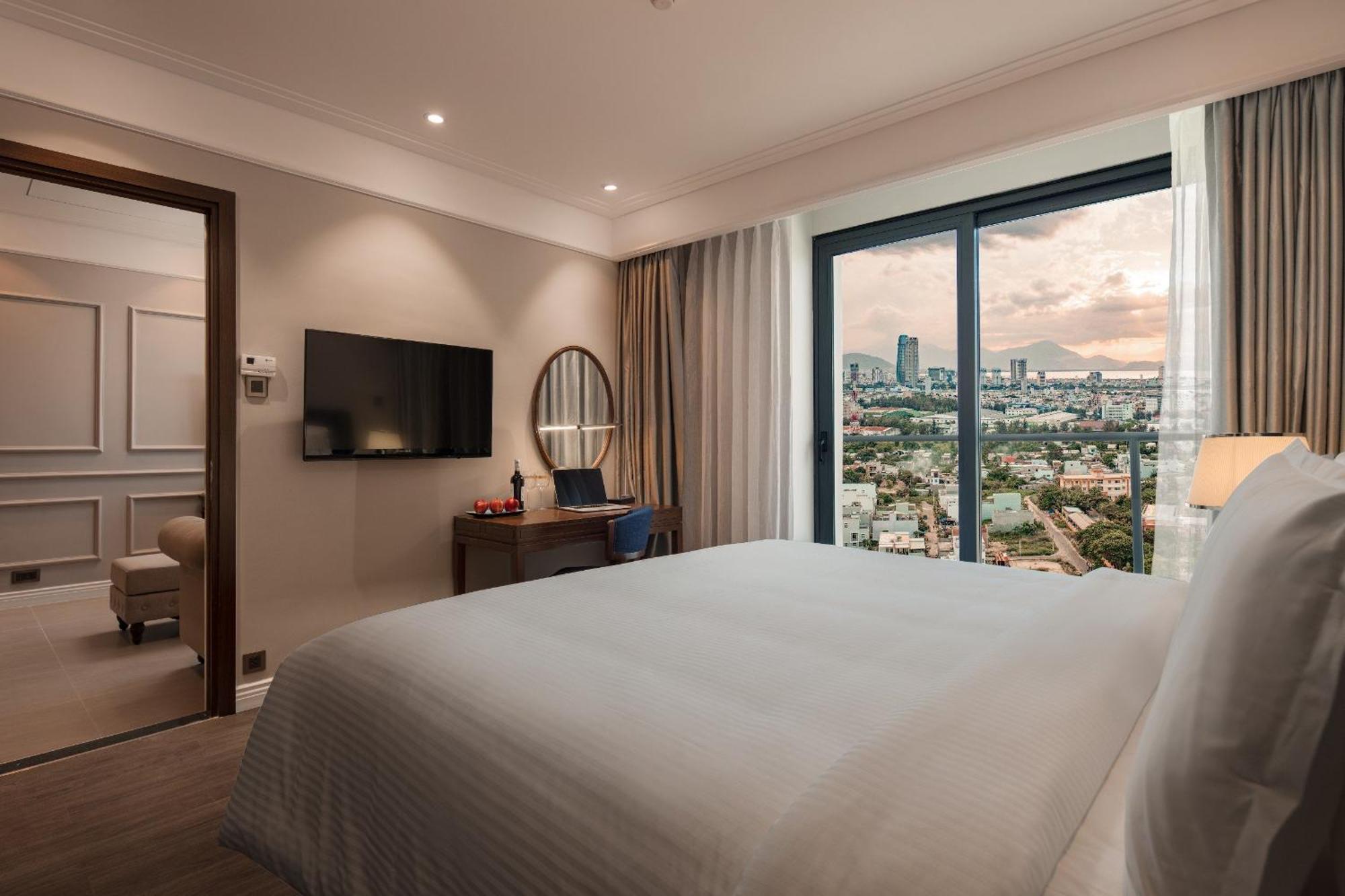 דה נאנג Luxury Apartment - Rooftop Swimming Pool - Beach Front - Hinata Apartment מראה חיצוני תמונה