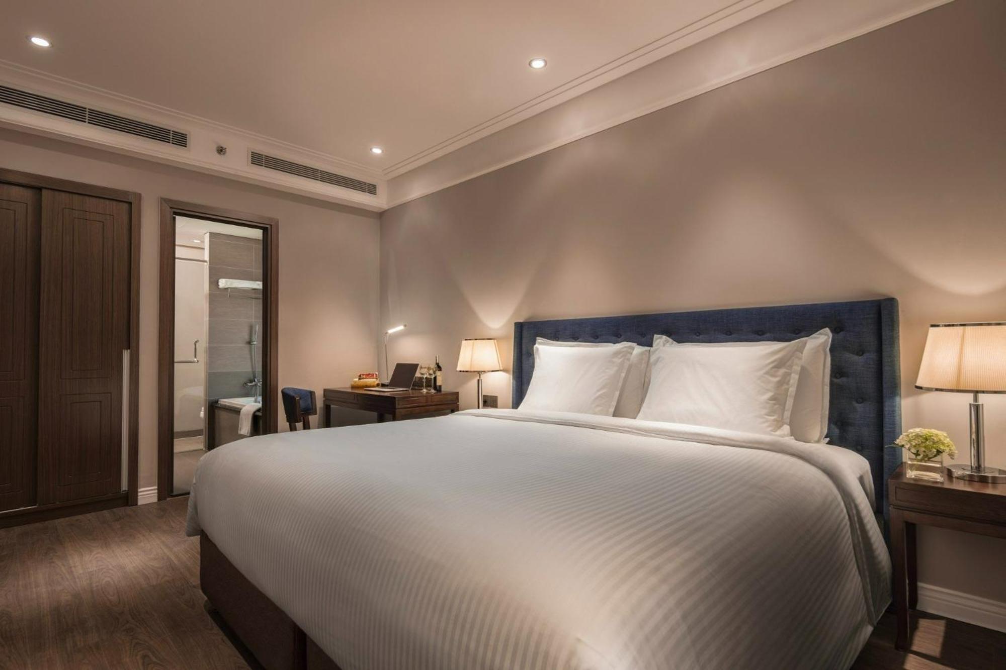 דה נאנג Luxury Apartment - Rooftop Swimming Pool - Beach Front - Hinata Apartment מראה חיצוני תמונה