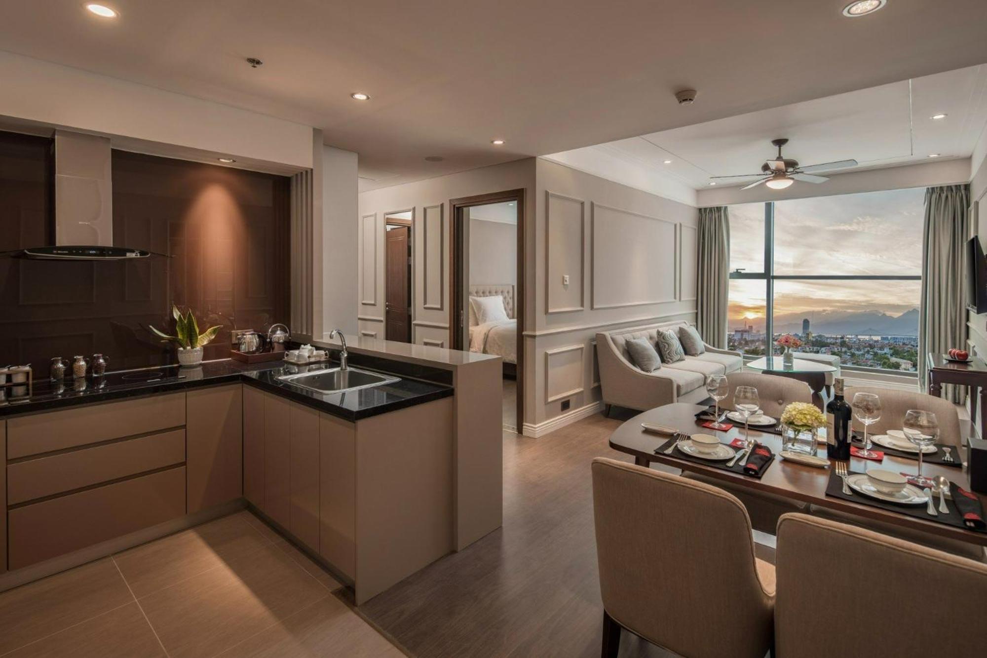 דה נאנג Luxury Apartment - Rooftop Swimming Pool - Beach Front - Hinata Apartment מראה חיצוני תמונה